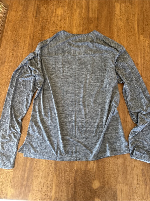Ultimate Direction Men’s Grey Long Sleeve Running Shirt gallery