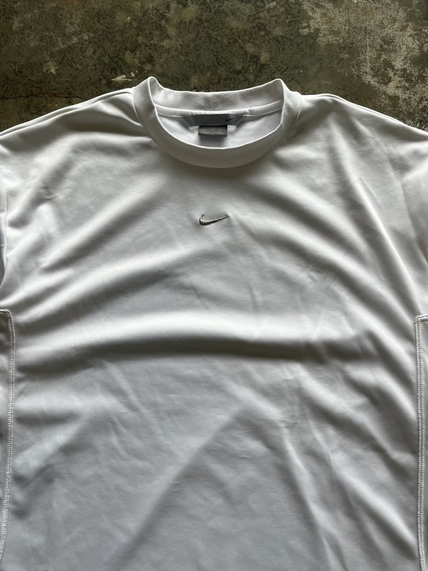 Nike Athletic Y2K Vintage Lightweight Top Mini Swoosh Men's Size XL gallery