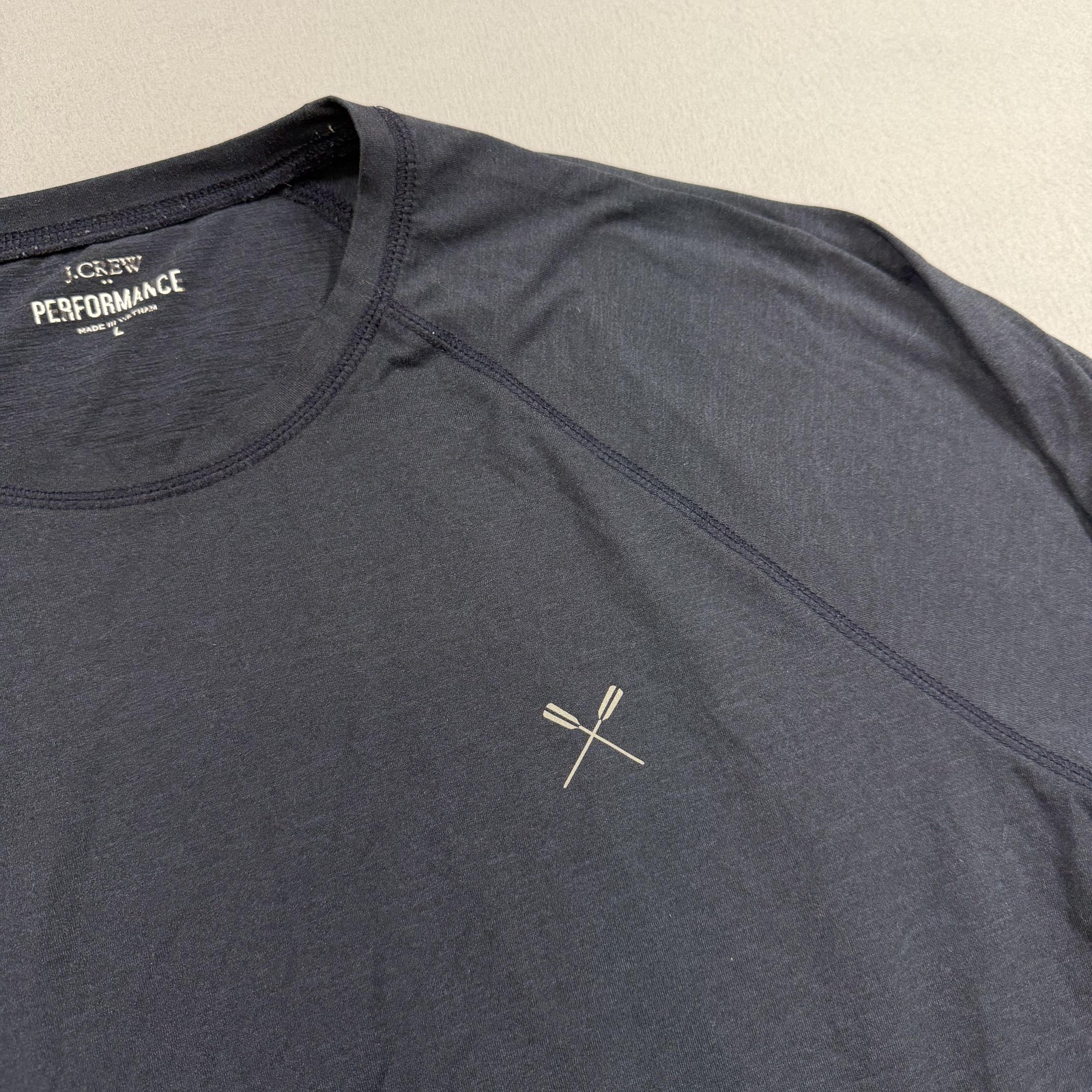 J.Crew Performance Shirt Mens Large Gray Long Sleeve Running Athletic Top gallery
