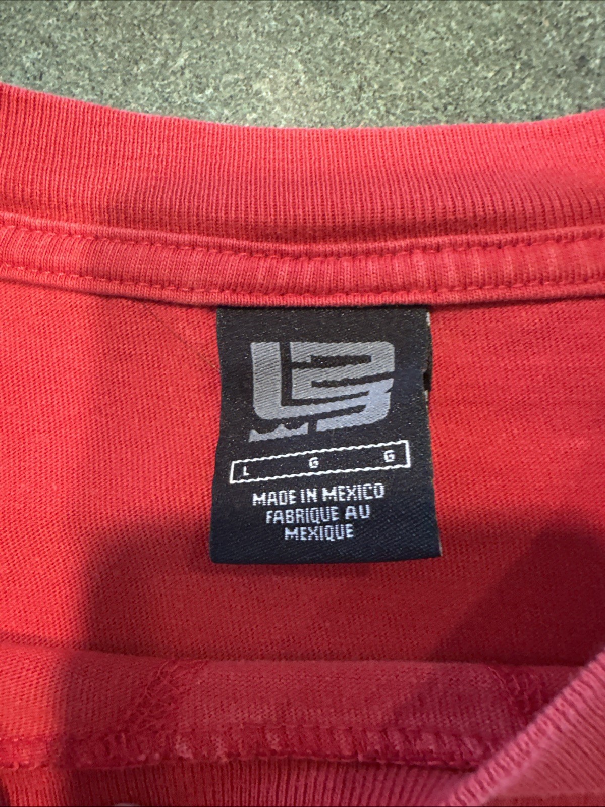Vintage Nike LeBron Pullover Top Print Red Color Rn 56323 Size L Large A050222 gallery
