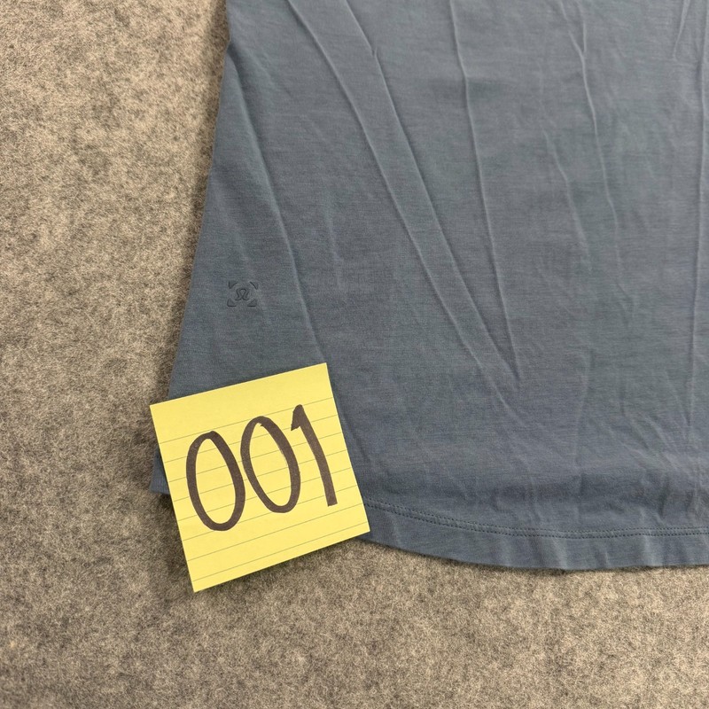Lululemon Slate Blue 5 Year Basic Short Sleeve V-Neck T-Shirt Men's Size M gallery