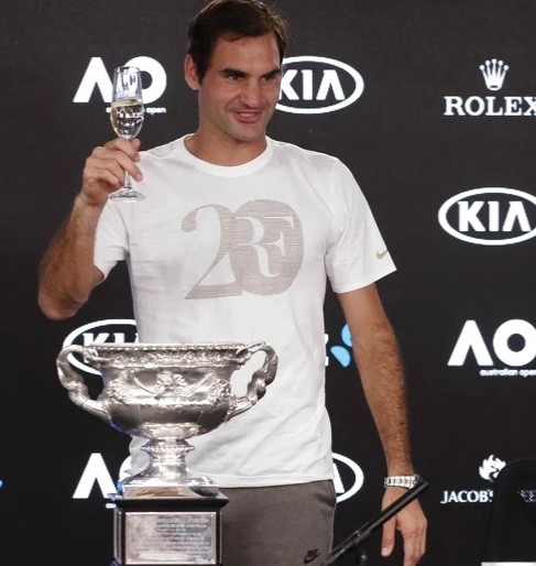 Nike Roger Federer RF 20 Grand Slam Celebration Tee Tennis White T-Shirt Men's M gallery