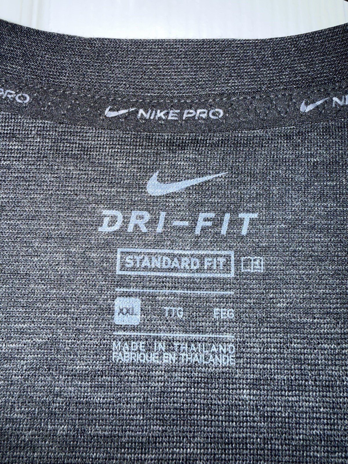 Nike Pro Dri-FIT Men's Standard Fit Breathable Crew Neck T-Shirt Black XL gallery
