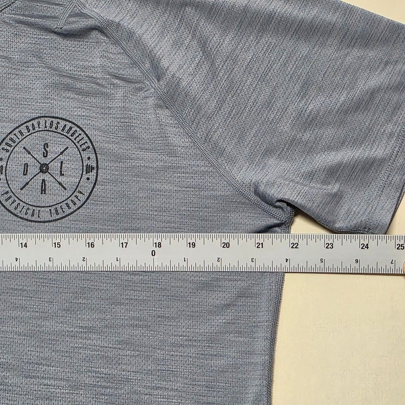 Legends Men Large Gray Graphics Performance Training T-Shirt Pullover gallery
