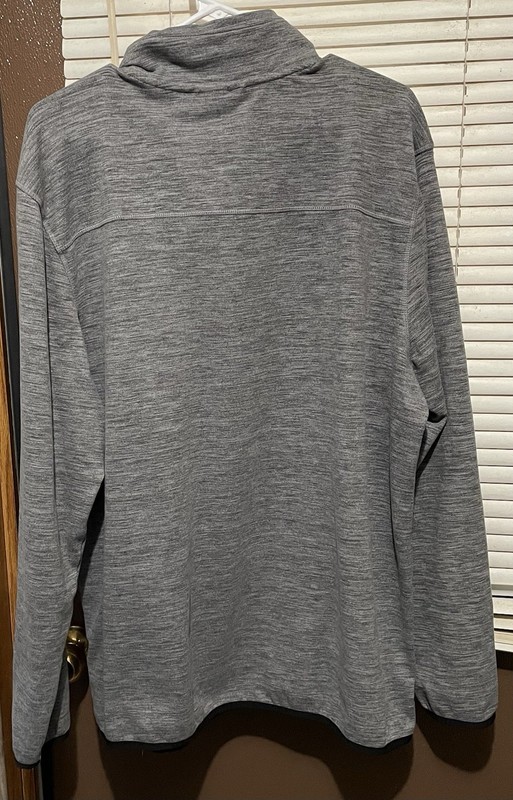 Avalanche Pullover 3/4 Zip Outdoor Supply Co Xl Gray With Black Zipper gallery