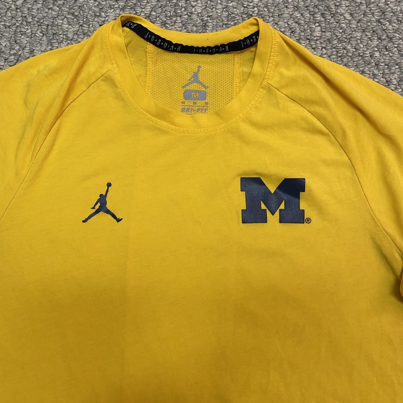 University of Michigan Nike Jordan Dri Fit T Shirt Men's M Fits S Yellow Running gallery