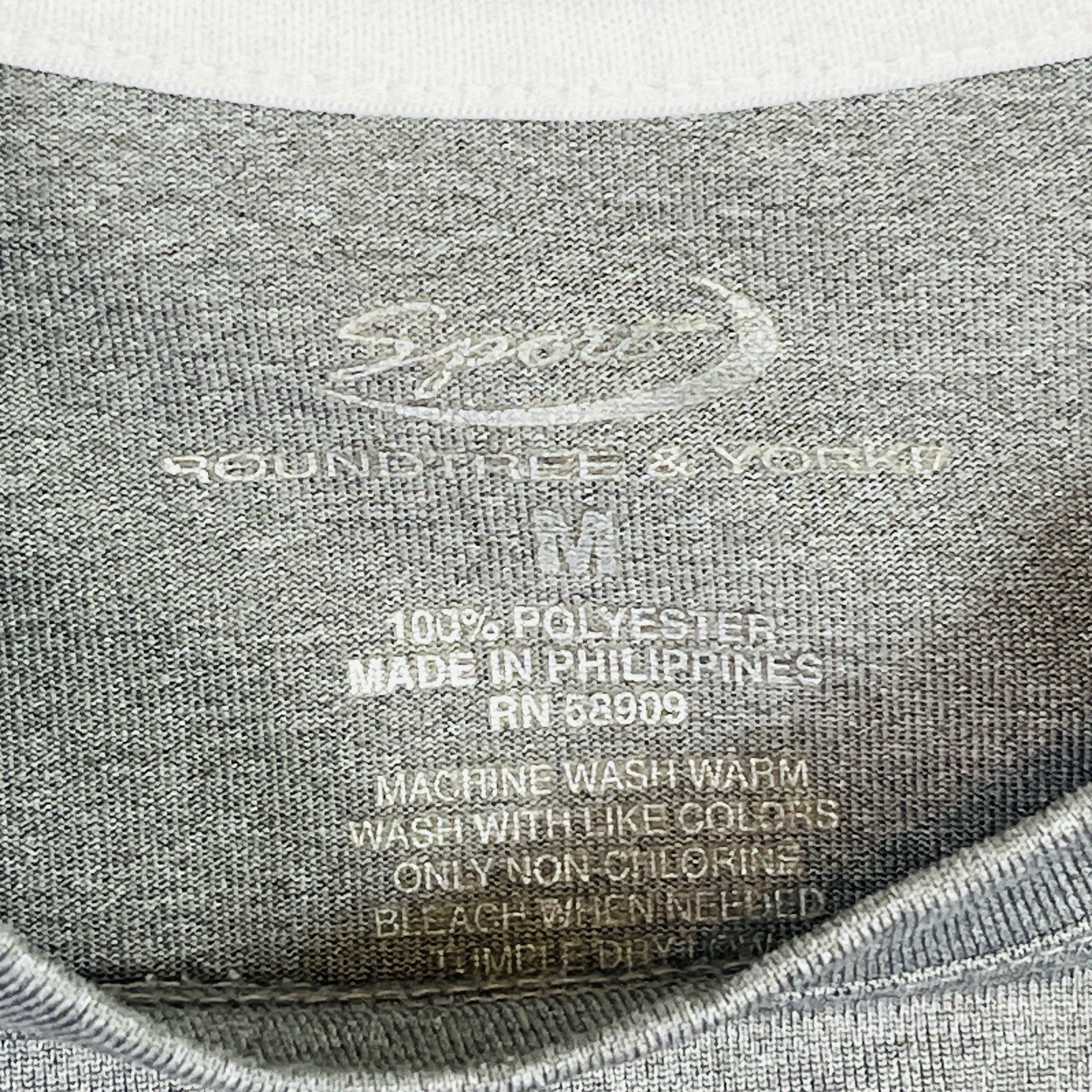 Roundtree and Yorke Sport Mens Performance Shirt Medium Gray Athletic Pullover gallery