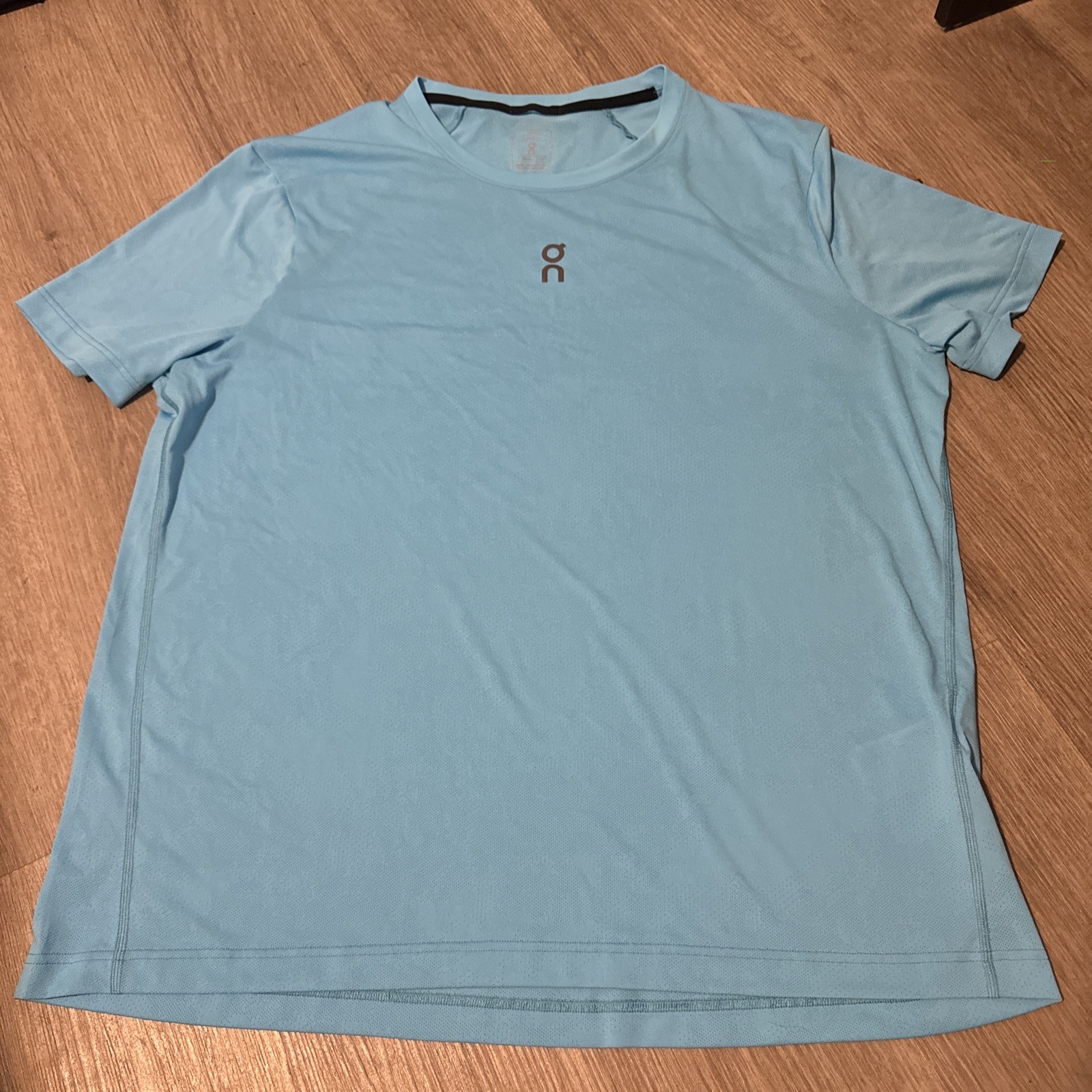 On Cloud Trail Shirt Mens XL Blue Short Sleeve Running Performance Top Athletic gallery