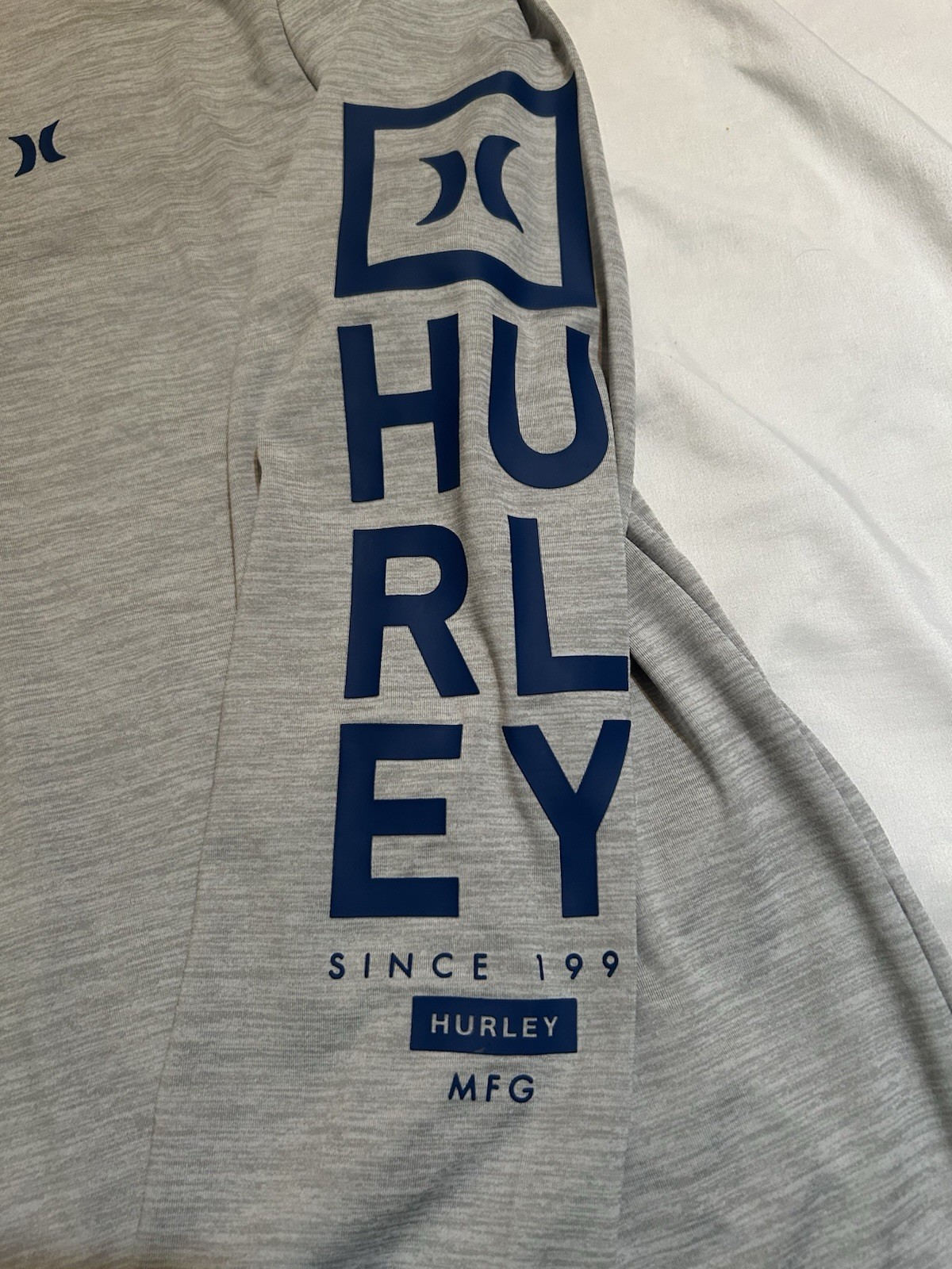Hurley Performance UV Shirt Long Sleeve Large Silver Fishing Surf Sun Protection gallery