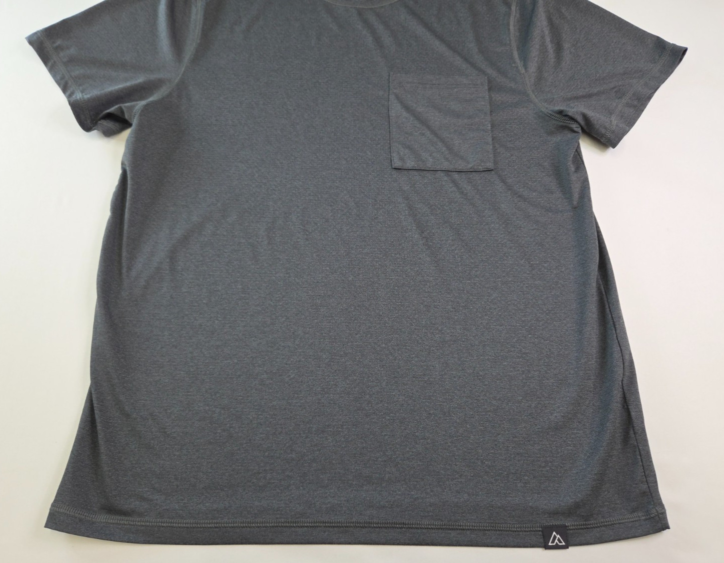 Alpine Design Mens Medium Gray K87 Short Sleeve Pocket Performance Tee Size M gallery