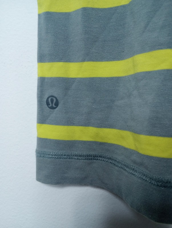 Lululemon 5 Year Basic Tee Grey Yellow Stripe Large gallery