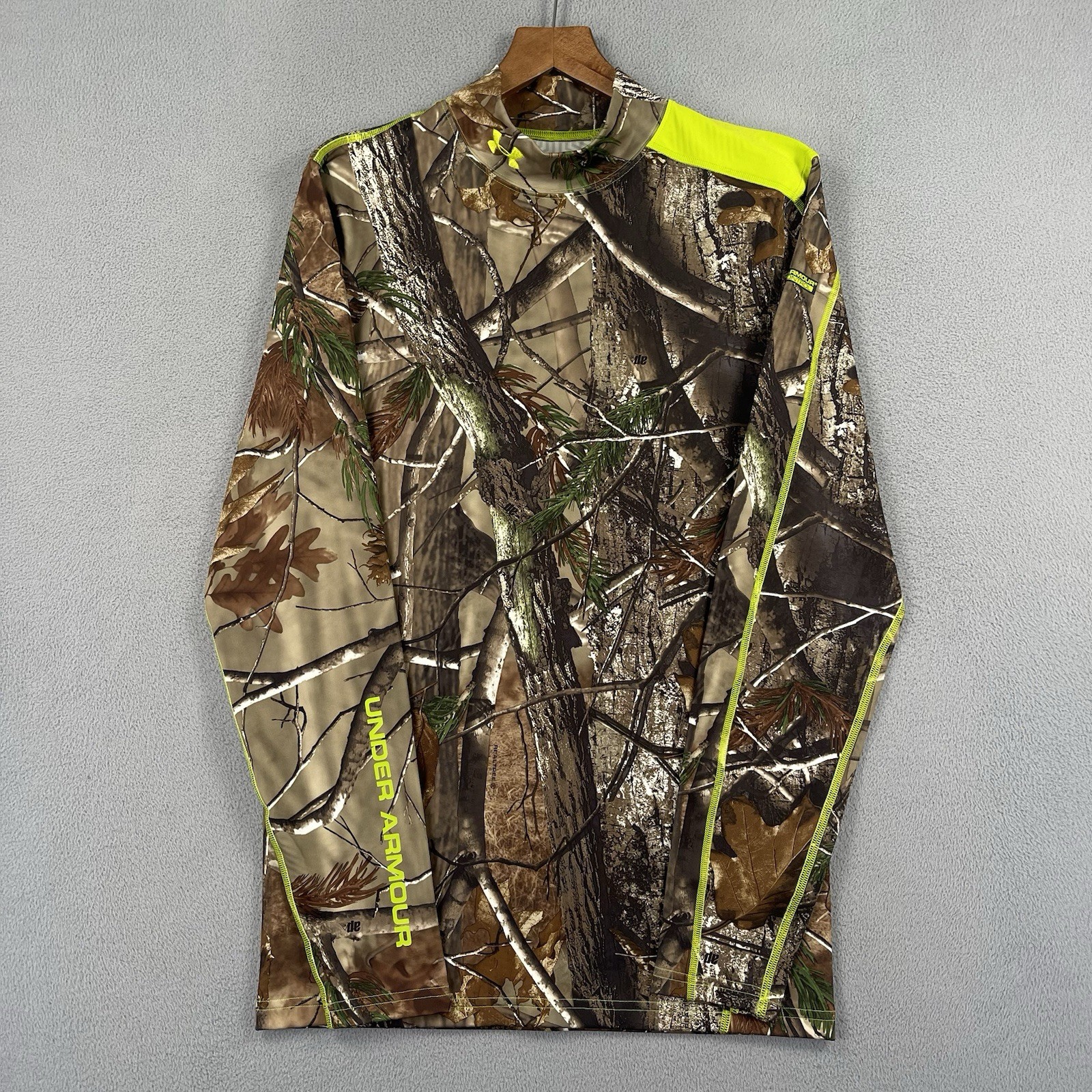Under Armour Camo Shirt Mens L Hunting Camouflage Heatgear Compression Mock Neck gallery