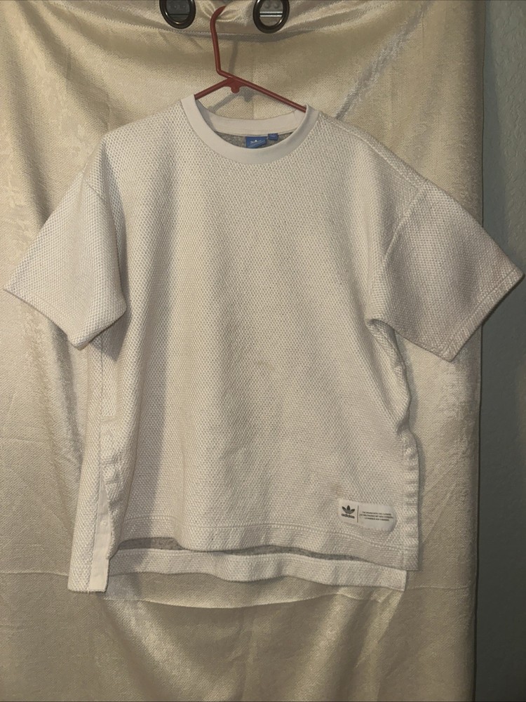 Adidas Mesh Bond Side Snap Top Size Large *light Staining Thick Knit Material