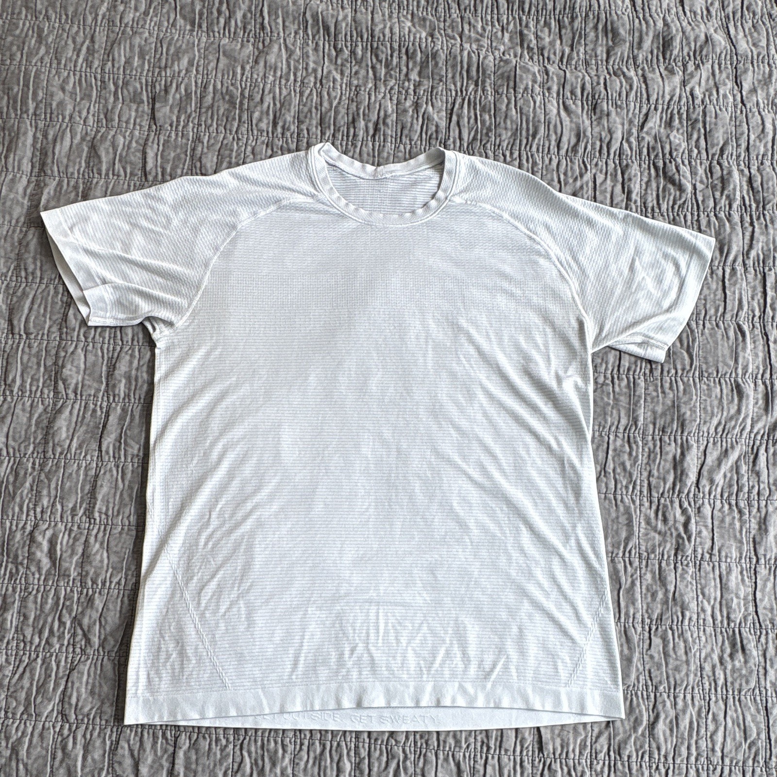 LULULEMON Metal Vent Tech Athletic Knit Tee Silver Drop Men’s M gallery