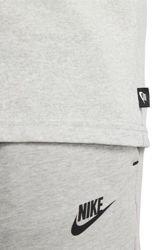 Men’s Nike Sportswear Premium Essentials Shirt Loose Fit Size: Small-Tall NWT gallery