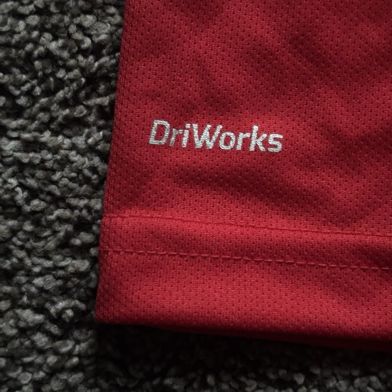 Athletic Works Men's Medium Red 2PC Set: Dri-Works Quick Dry Shirt & Mesh Shorts gallery