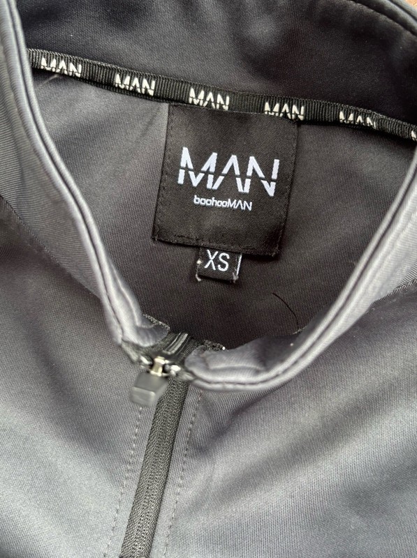 BoohooMAN 1/4 Zip Pullover Mens XS Gray Athletic Base Layer Training Top gallery