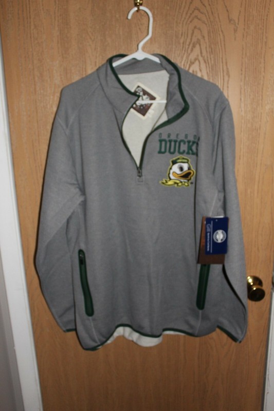 OREGON DUCKS SWEATER MEN'S LARGE 1/4 ZIP TOP EMBROIDERED LOGO [NEW W/TAGS] gallery