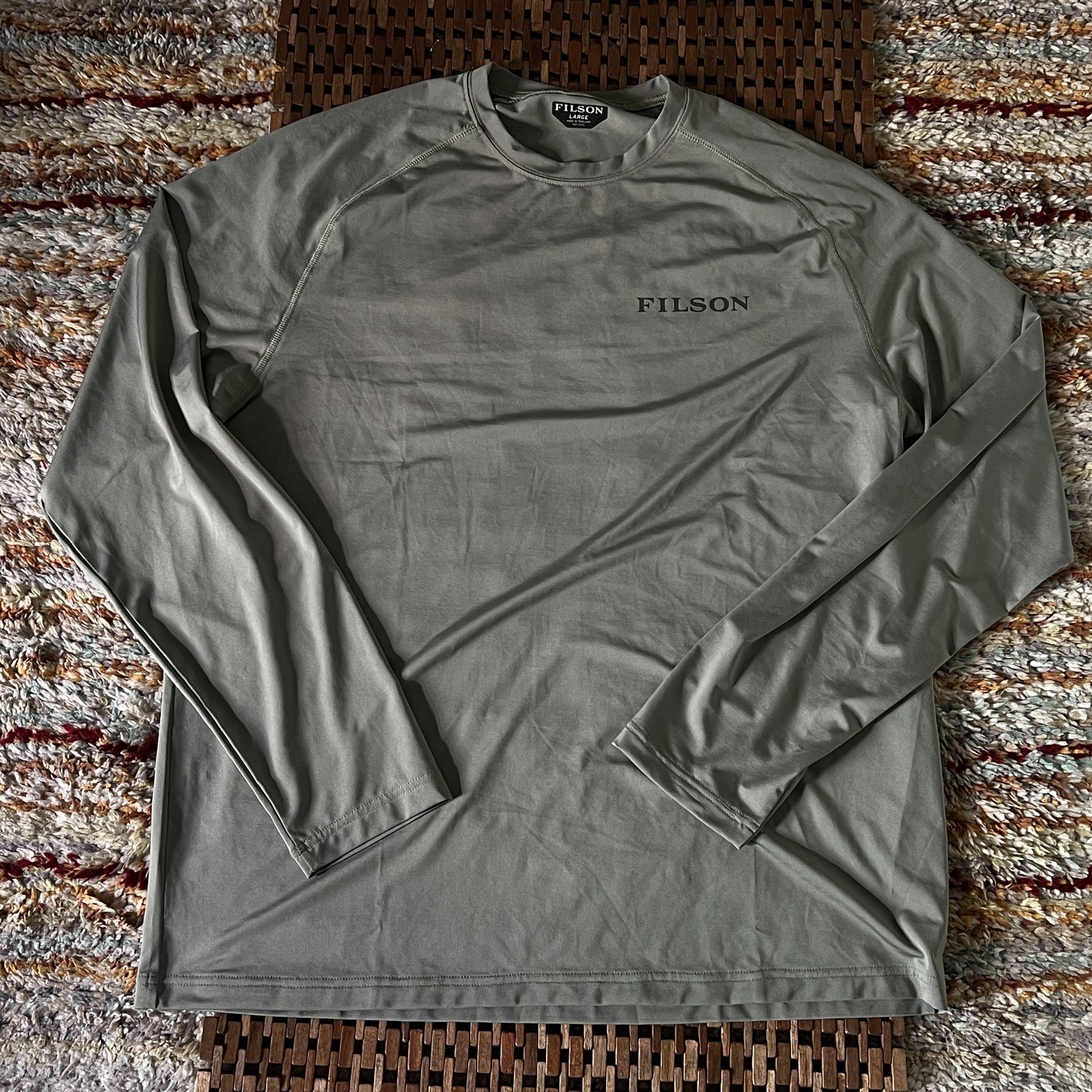 CC Filson Performance Stretch Base Layer Crew Neck Graphic Print Green Large L gallery