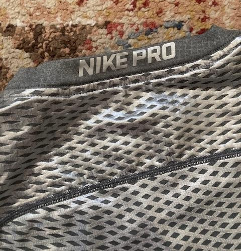 NIKE Hypercool Pro Max Fitted Gray Metallic Silver Men's LARGE - Worn Once. gallery