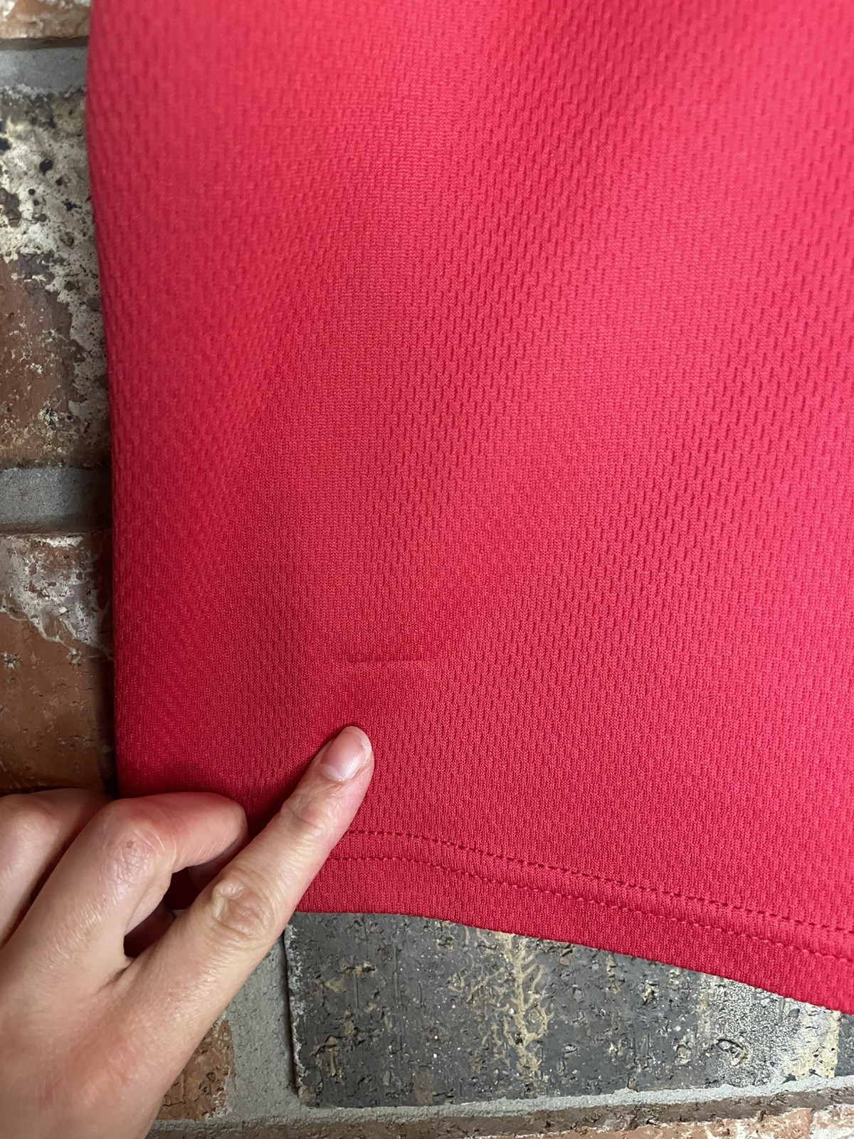 Vintage Red V-neck Dynamic Jersey Checkered Number 2 Streetwear Small Sporty gallery