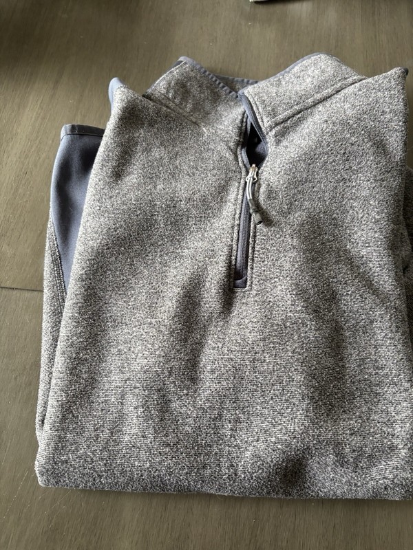 Under Armor 3/4 Zip Pullover Size Small Gray and Blue EUC gallery