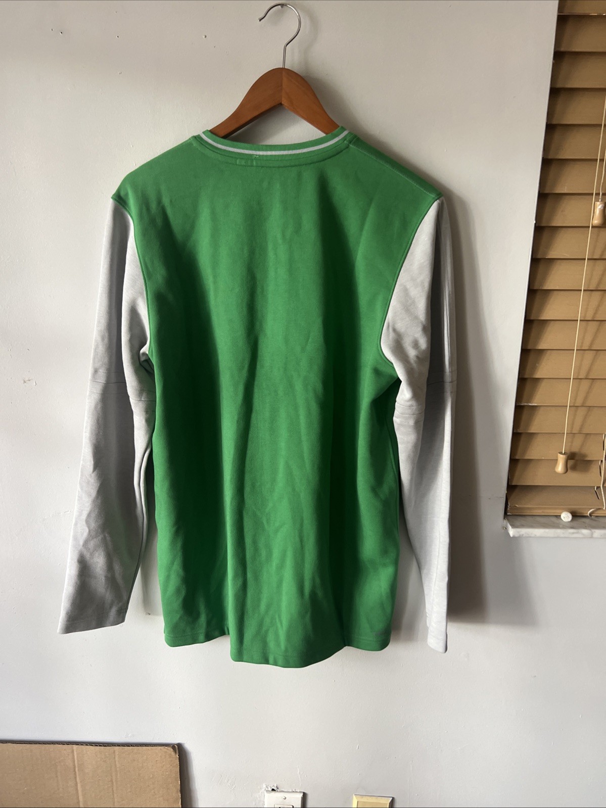 Nike Men’s Dri-FIT 1/4 Zip Pullover Top Green Gray Size Medium NWT FJ9549-315 gallery