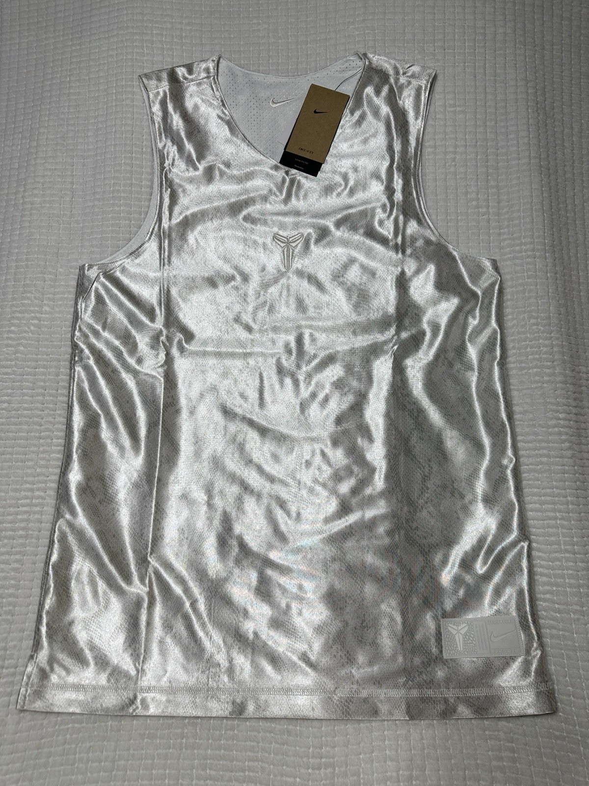 Nike Kobe Dri-FIT Standard Reversible Jersey Halo Size MEDIUM TALL FZ0934-100 gallery