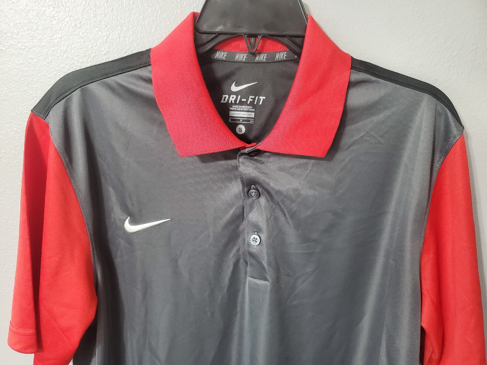 Nike Sideline Football Polo 3 Button Men's Red Gray 747988-656 - Size S gallery