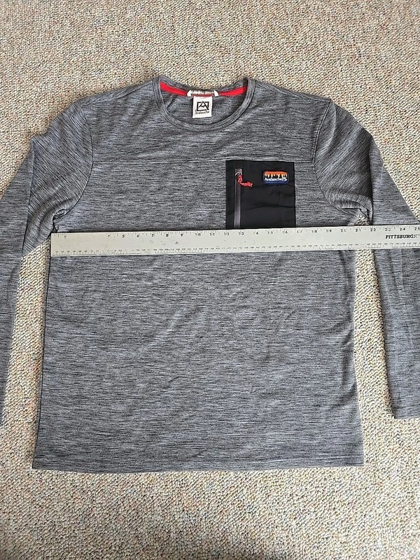 Avalanche Outdoor Supply Co men's longsleeve pullover shirt size Medium gallery