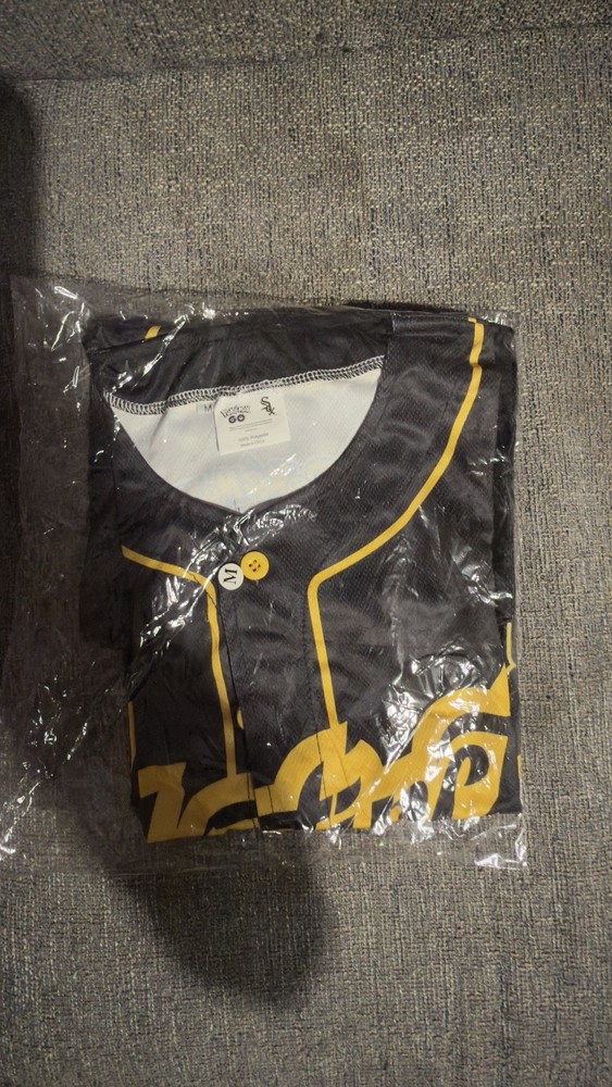 Pokémon GO X White Sox Team Instinct Medium Baseball Jersey