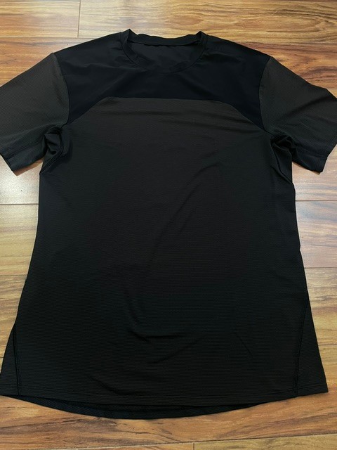 Lululemon Men's Crewneck Short Sleeve Tops, Two Tone, M Size