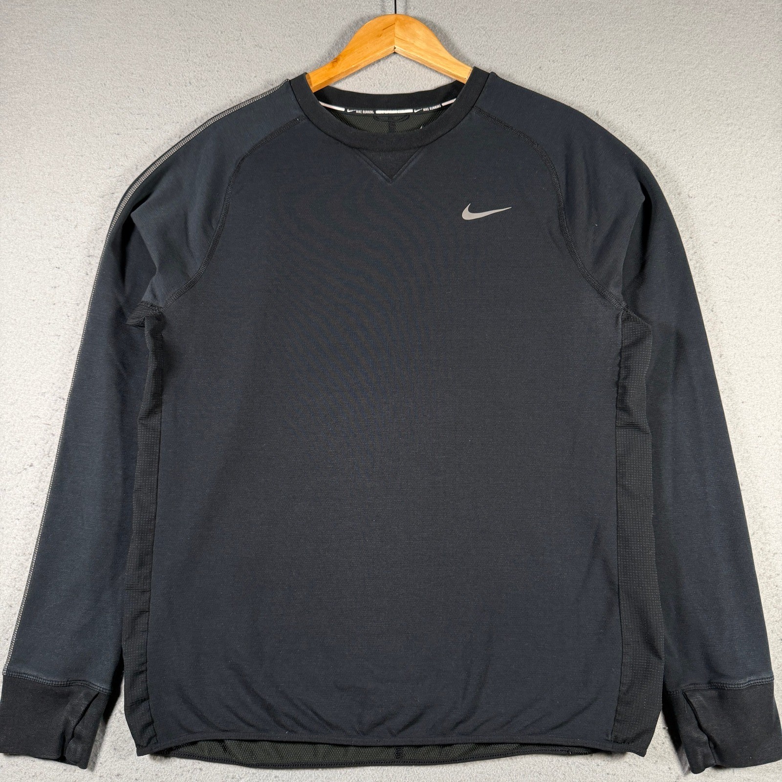 Nike Running Dri-FIT Black Long Sleeve Shirt Mens Large 642796-010 Thumbholes gallery