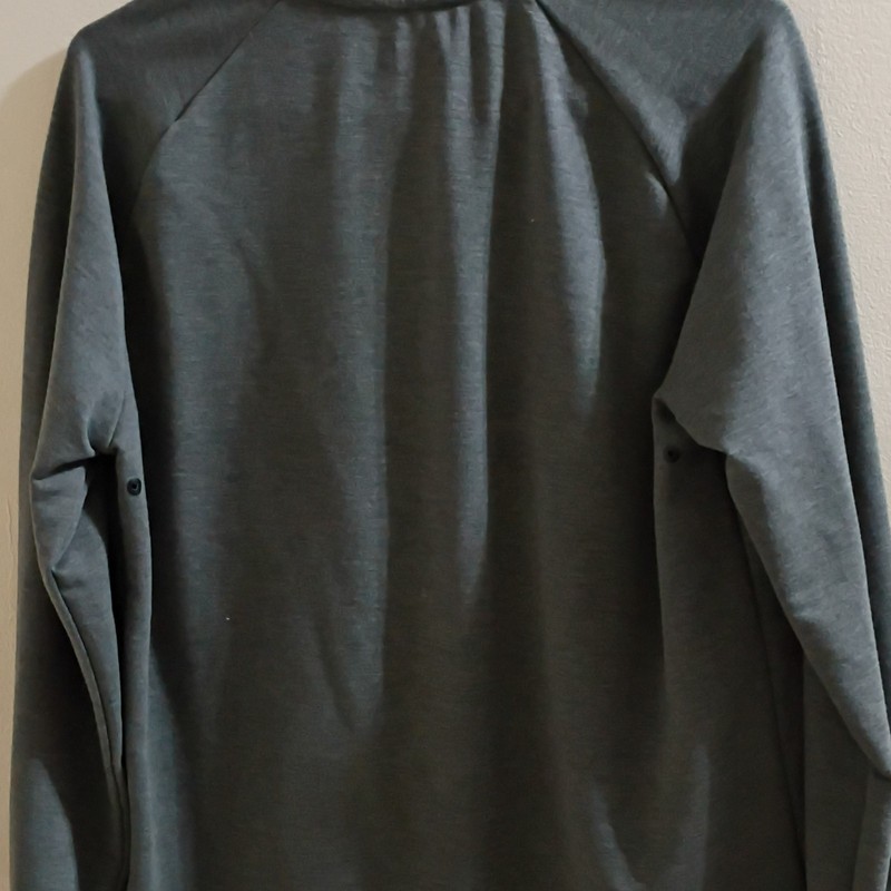 Russell Dri-Power 360 Men’s M Gray Long Sleeve Training Fit Crew Pocket Tee gallery