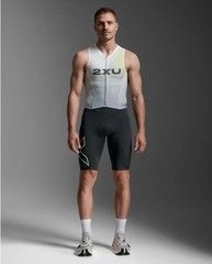 2XU Men’s Light Speed React Trisuit Size Large In Matcha/Indian Ink – MSRP $300