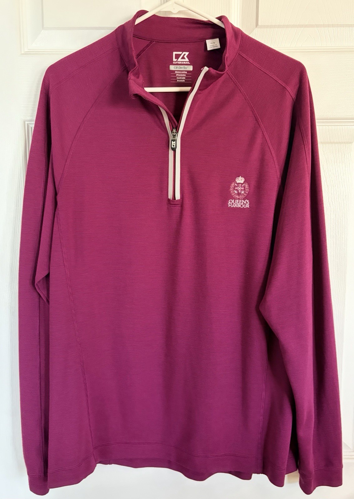 Queen’s Harbour Cutter & Buck Men’s Medium CB DryTec Wine 1/4 Zip Knit Pullover gallery