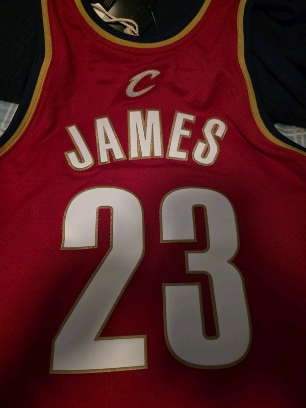 MITCHELL & NESS NBA AUTHENTIC ROAD JERSEY CLEVELAND CAVALIERS 03 LEBRON JAMES gallery