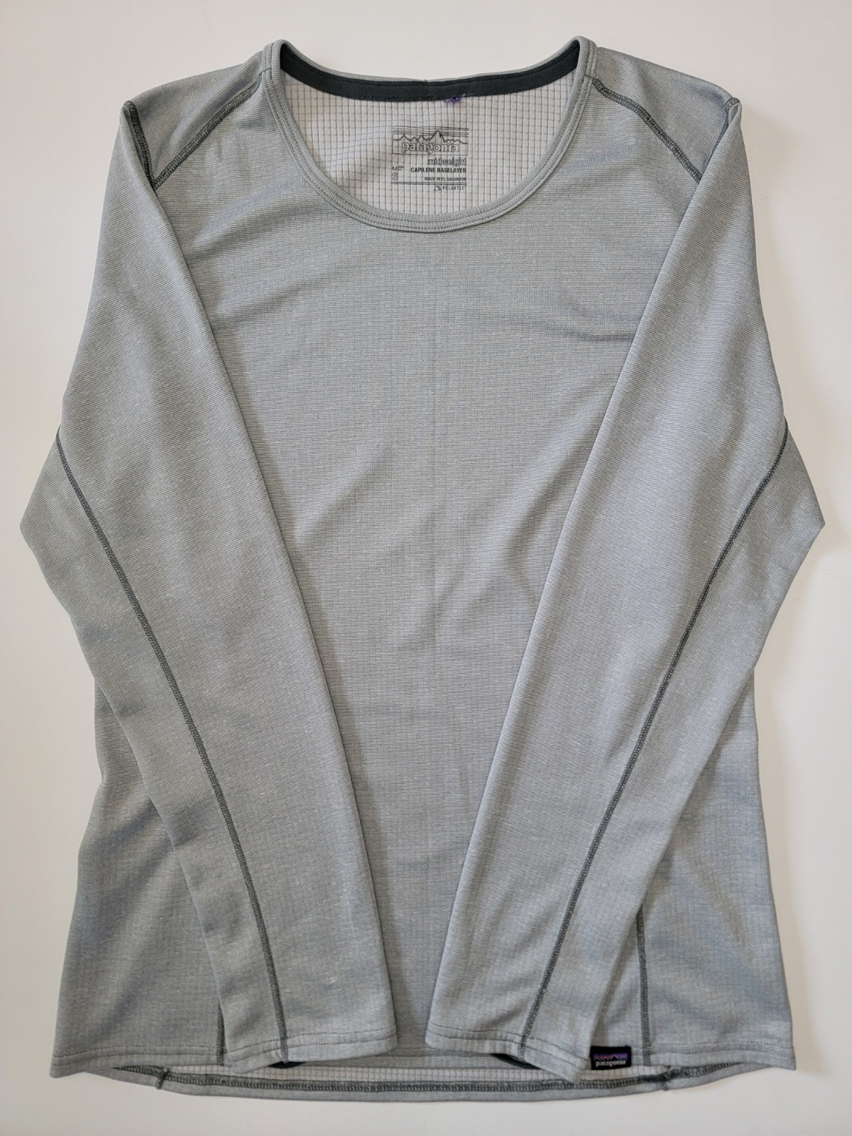 Patagonia Midweight Capilene Base layer Shirt Men’s Small Grid Fleece Polartec gallery
