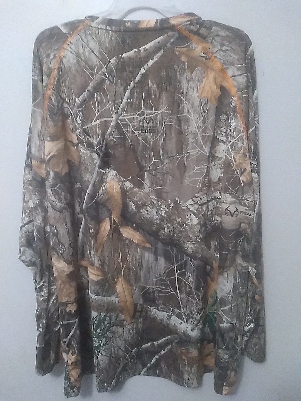 Realtree Compression Shirt Men's XL Edge Camoflauge Camo Outdoors Hunting Wear gallery