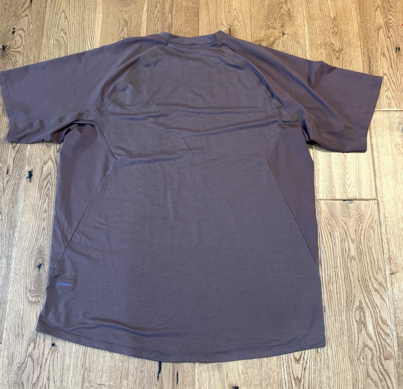 Lululemon Men’s Ventilated Hiking Shirt Short Sleeves Dark Oxide Large gallery