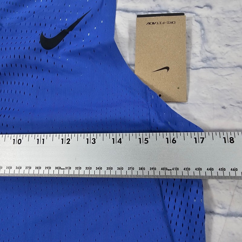 Nike Dri-FIT ADV Running Singlet Mens S Blue FN4231-411 Mesh Tank Top gallery