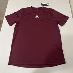 adidas Men’s Short-Sleeve Pre-Game Badge of Sport Tee Red Medium