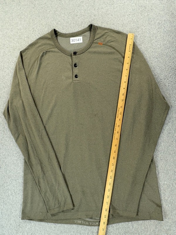 Lululemon Performance Long Sleeve Henley Polo Shirt (Men's XL) Green gallery