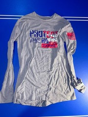 Under Armour Shirt Mens Small Gray T-shirt Heat Gear USA Protect This House Flag