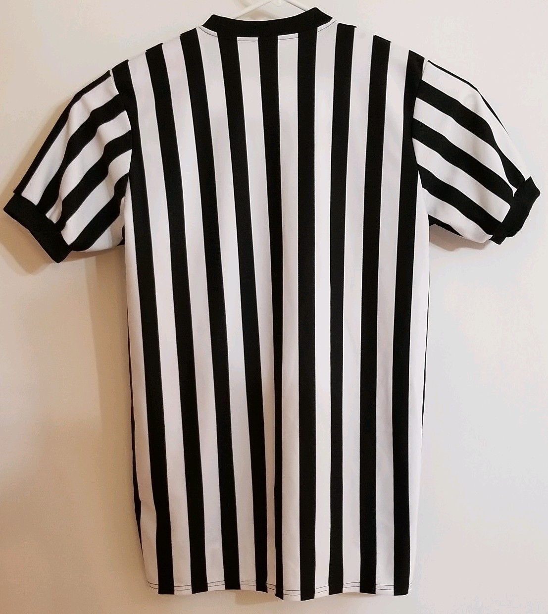 McDavid Referee Black White Stripe Short Sleeve Pullover Shirt Size L Pre Owned gallery