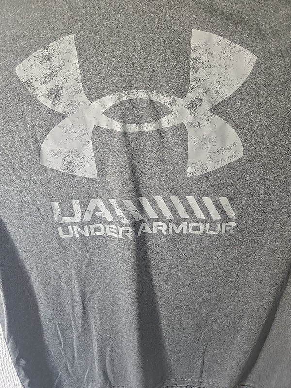 Under Armour XL T-Shirt Mens Loose Fit HeatGear Performance Training Tee Gray gallery