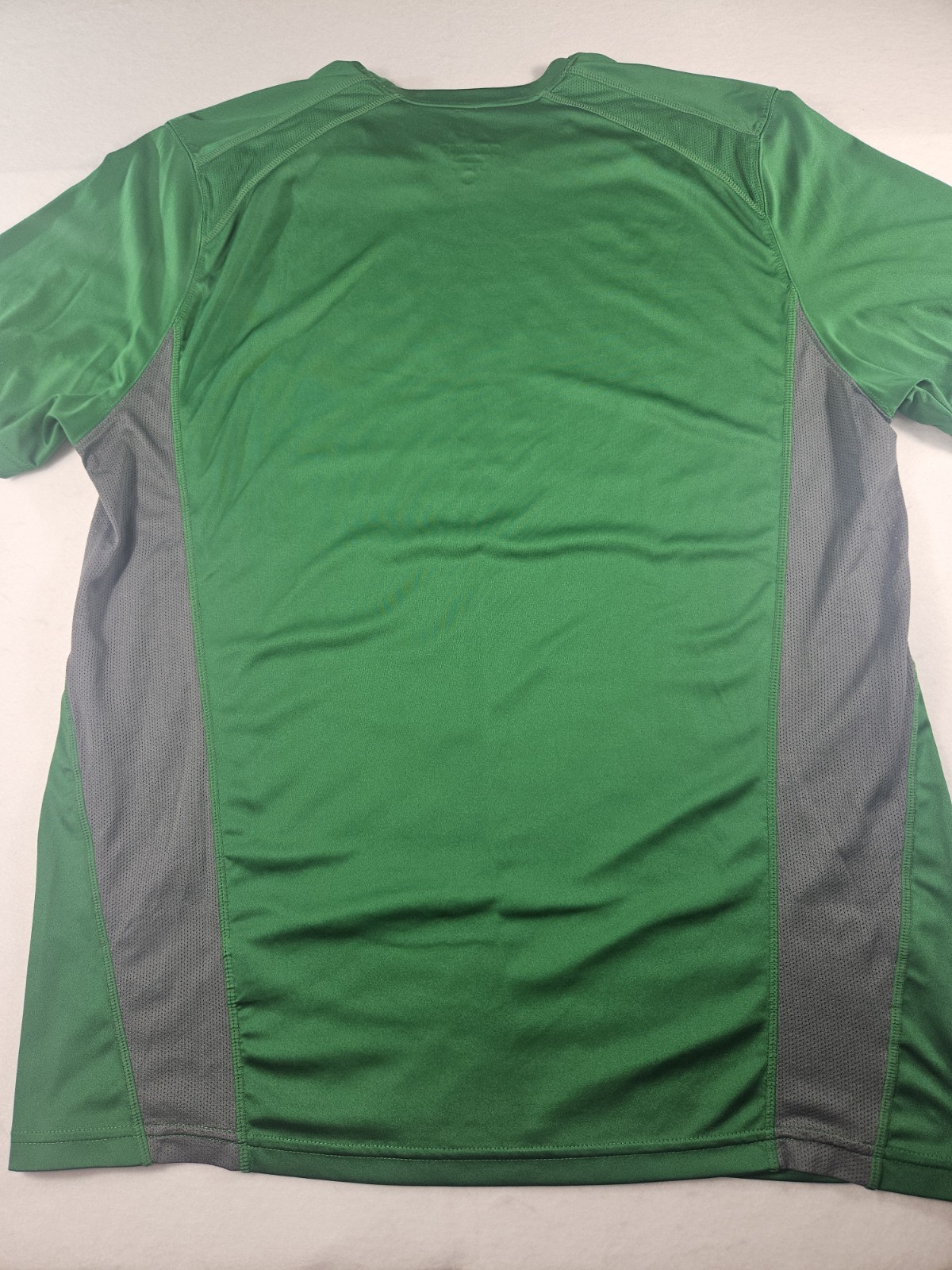Nike Livestrong Dri-Fit Short Sleeve Athletic T-Shirt - Green- Size XL gallery