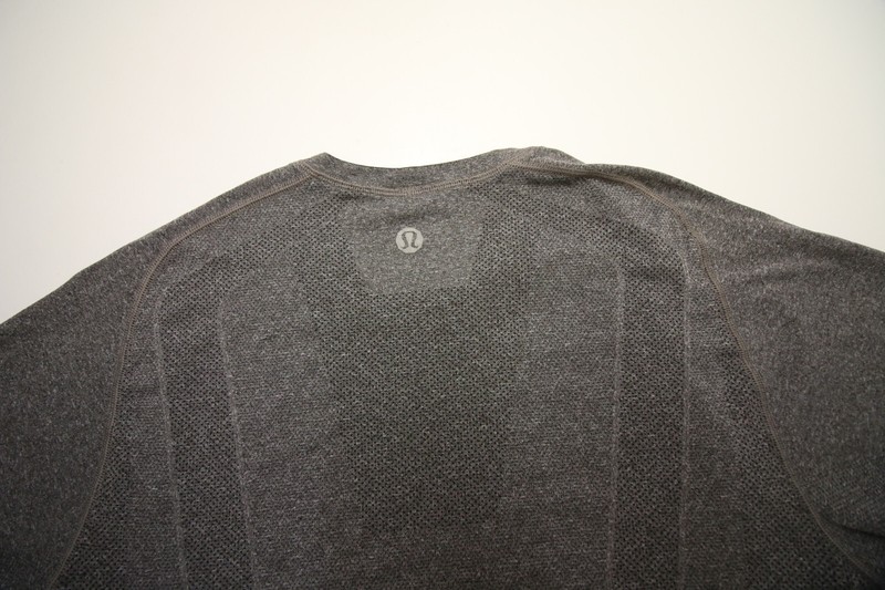 Lululemon Vent Tech T-Shirt Mens L 41" Chest Heather Gray Gym Workout gallery