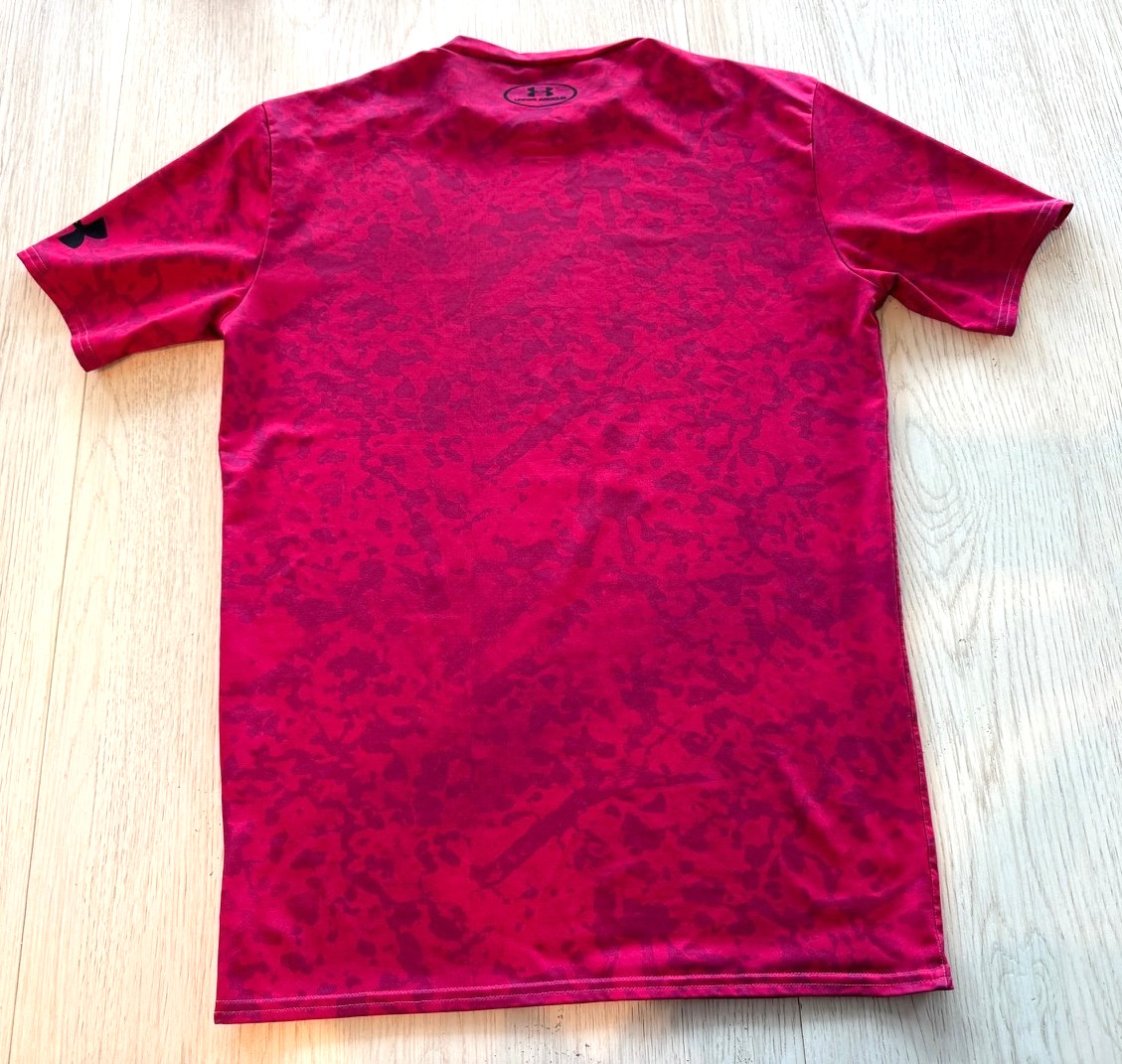 Under Armour Batman HeatGear Compression Shirt Mens XL Pink red Camo Alter Ego gallery