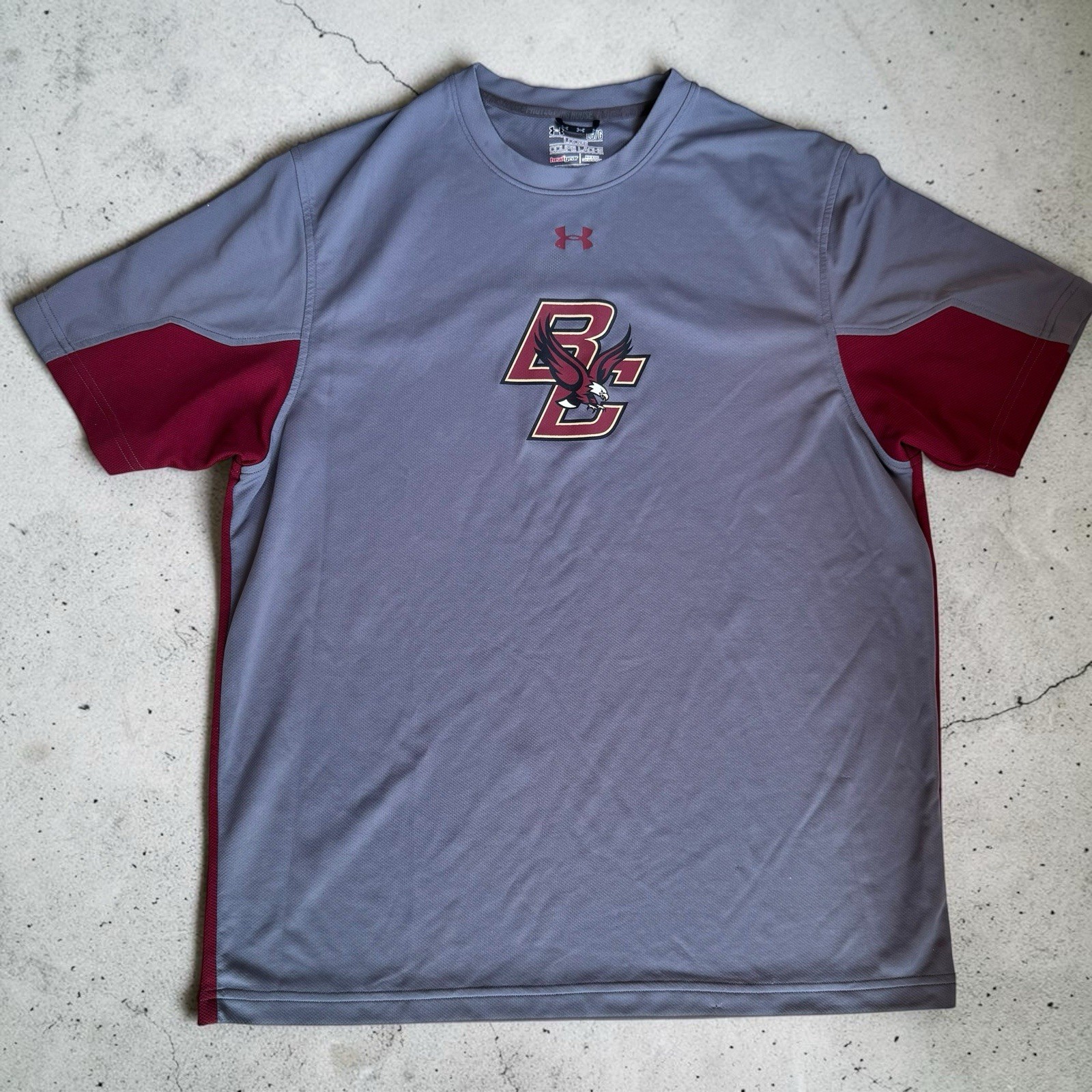 Under Armour Boston College Eagles HeatGear Gray Red Shirt Men’s Large gallery